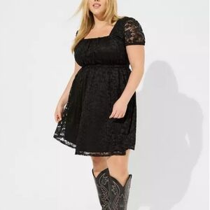 Torrid - At The Knee Lace Puff Sleeve Dress - Deep Black